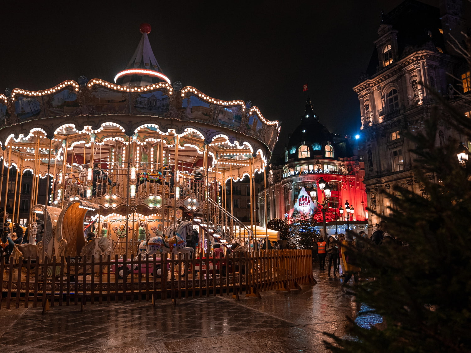 does it snow in paris in november